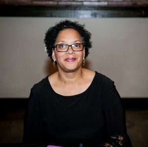 Meet your Posher, Roslyn